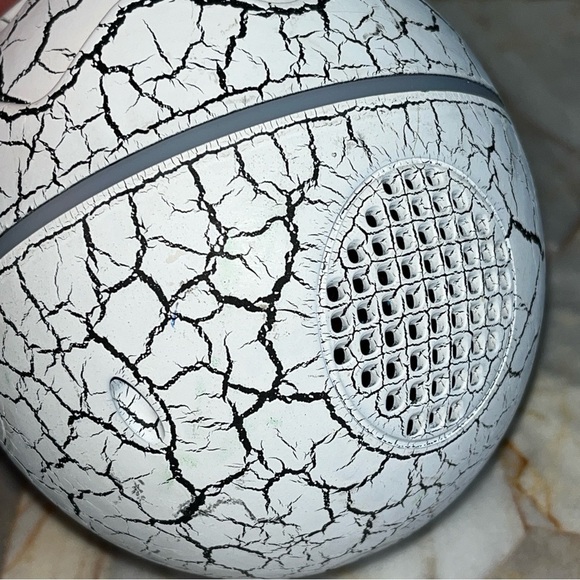 Star Projector, Galaxy Projector for Bedroom, Remote Control & White Noise - Picture 9 of 11